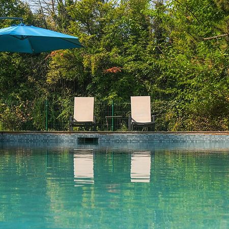 Le Cabanon Villa Le Thor Bagian luar foto