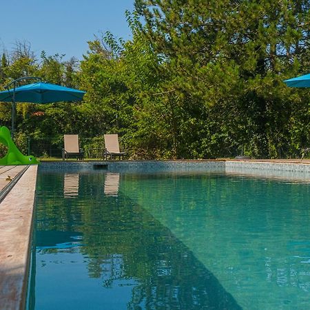 Le Cabanon Villa Le Thor Bagian luar foto
