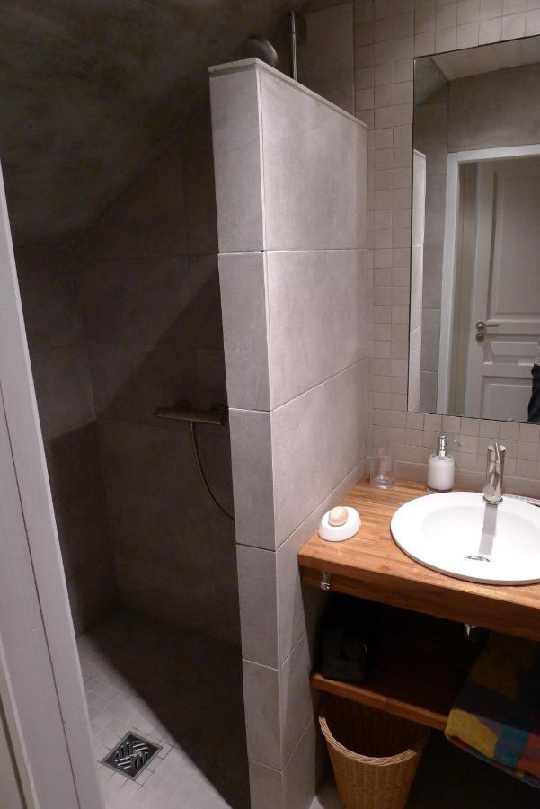 Le Cabanon Villa Le Thor Bagian luar foto