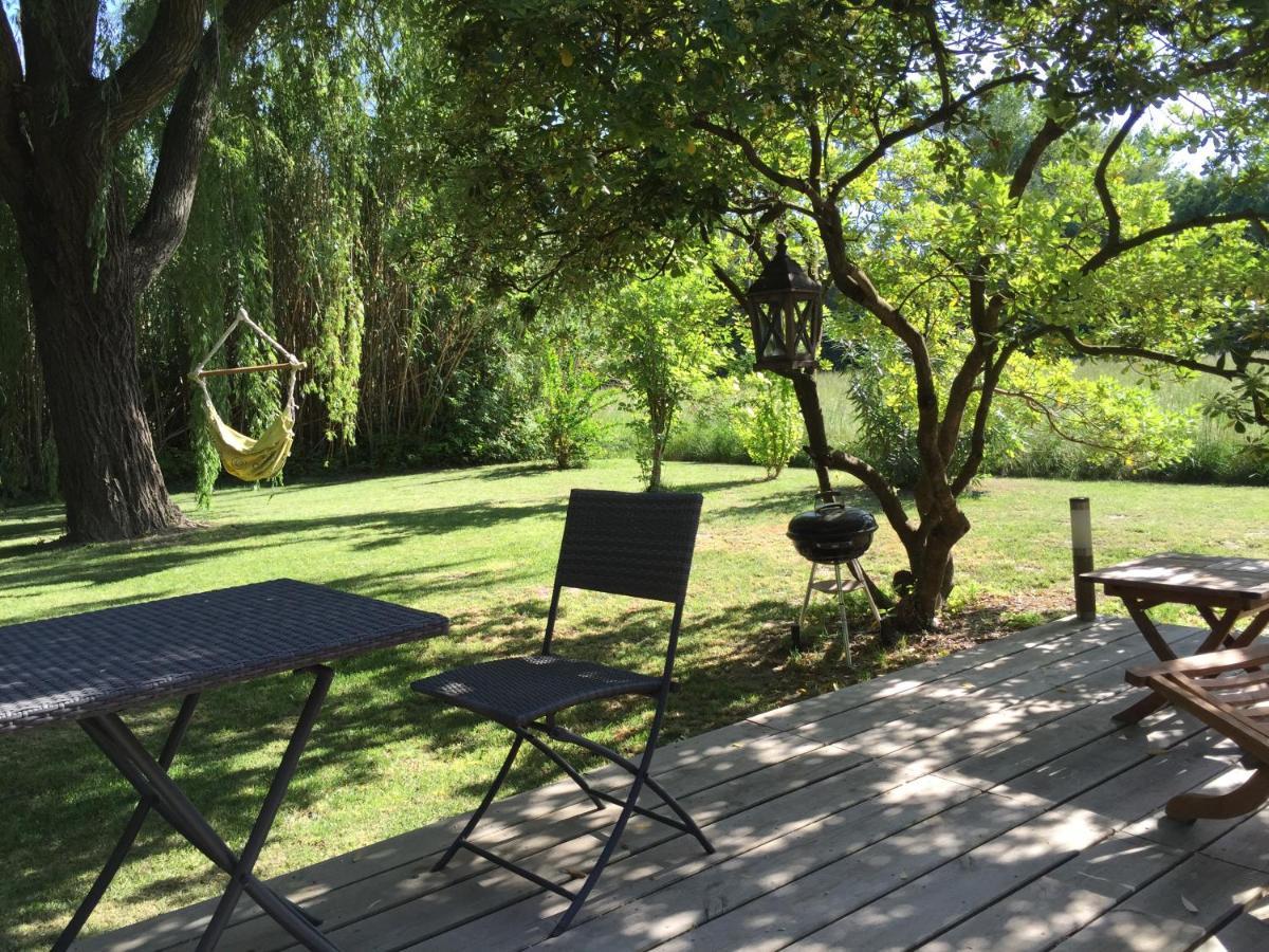 Le Cabanon Villa Le Thor Bagian luar foto