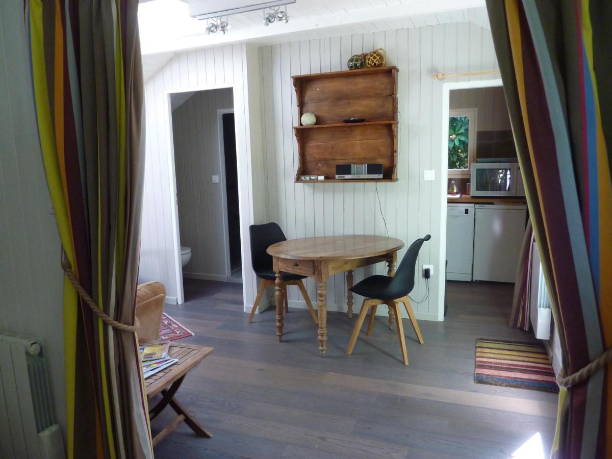Le Cabanon Villa Le Thor Bagian luar foto
