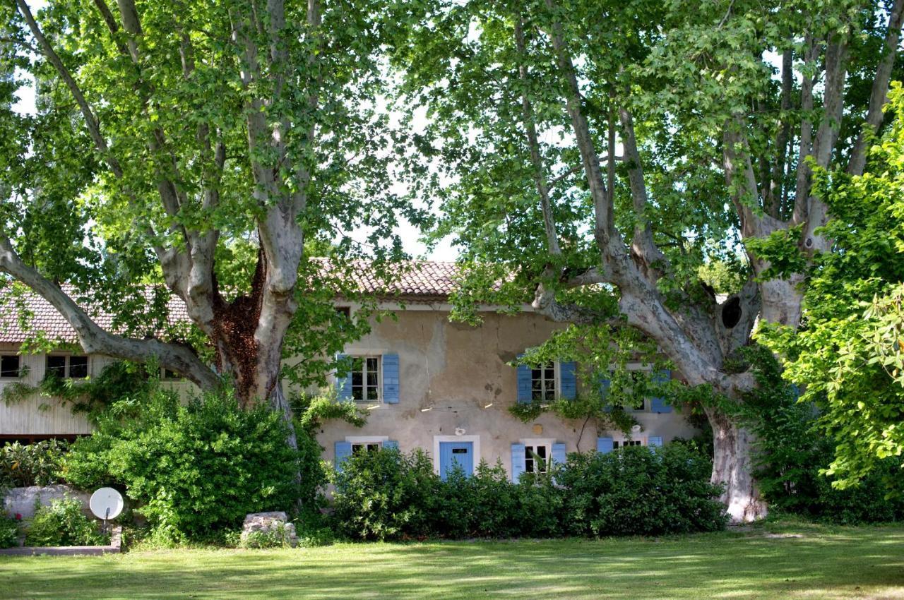 Le Cabanon Villa Le Thor Bagian luar foto