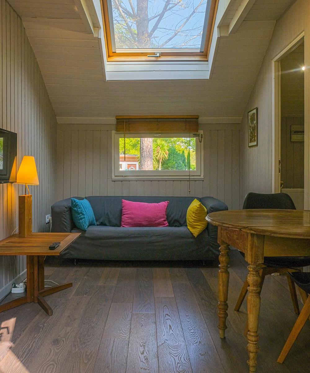 Le Cabanon Villa Le Thor Bagian luar foto